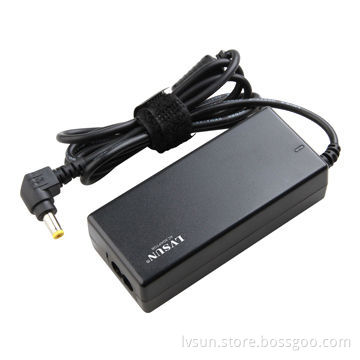AC/DC Adapter with 100 to 240V and 50/60Hz Input Voltage, Suitable for Mini Notebooks